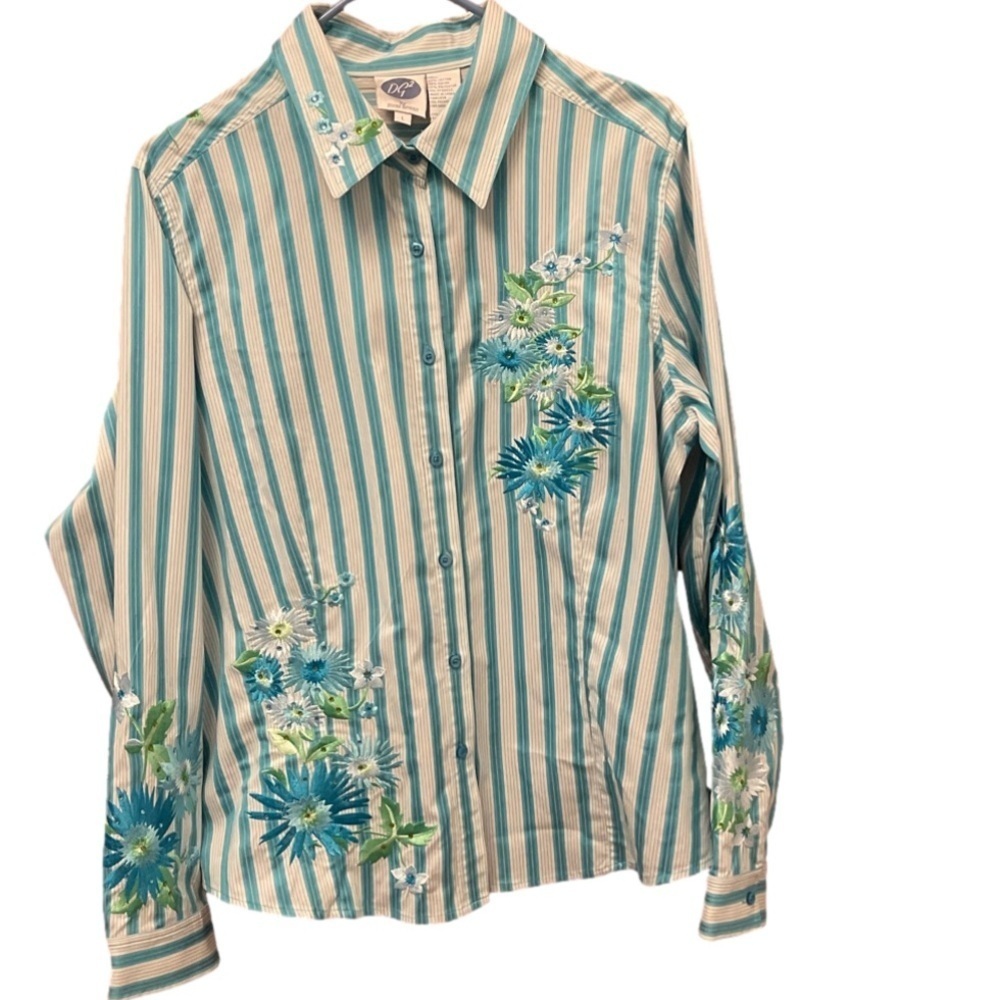 Diane Gilman L green/white tailored long sleeve shirt embroidered & rhinestones